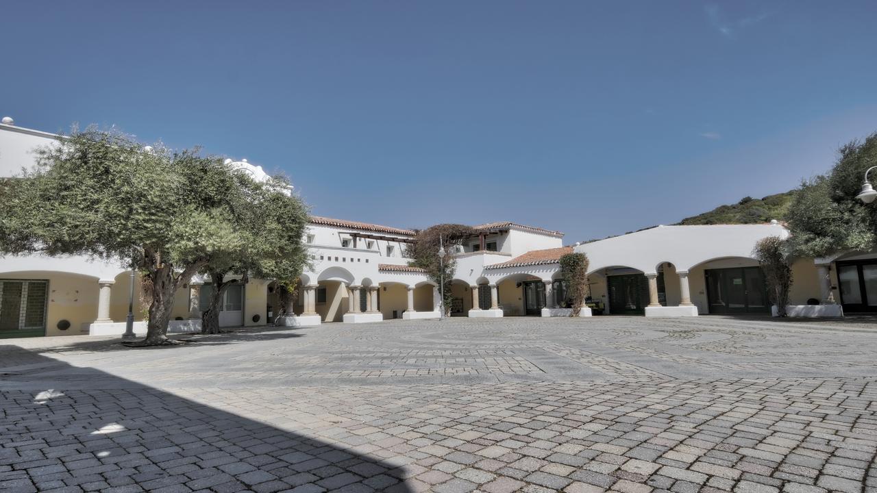 Charme Suite B&B Experience Santa Teresa Gallura Eksteriør billede