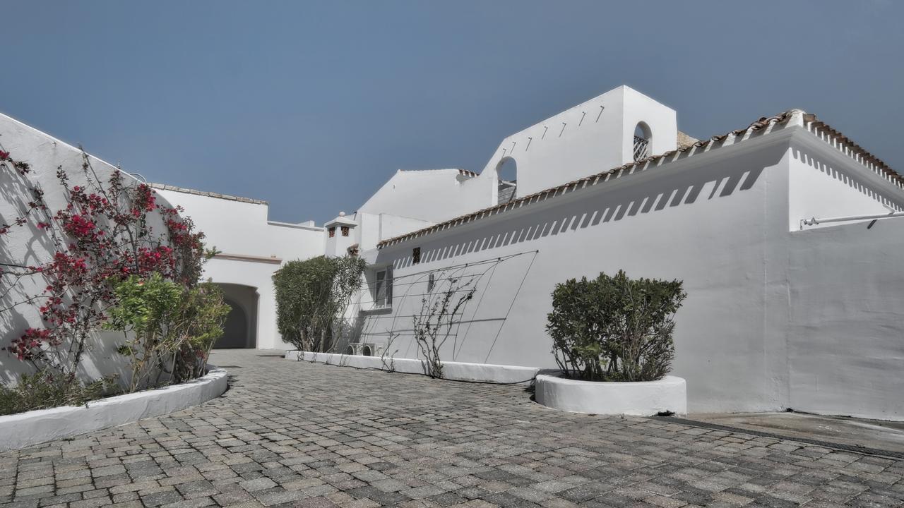 Charme Suite B&B Experience Santa Teresa Gallura Eksteriør billede